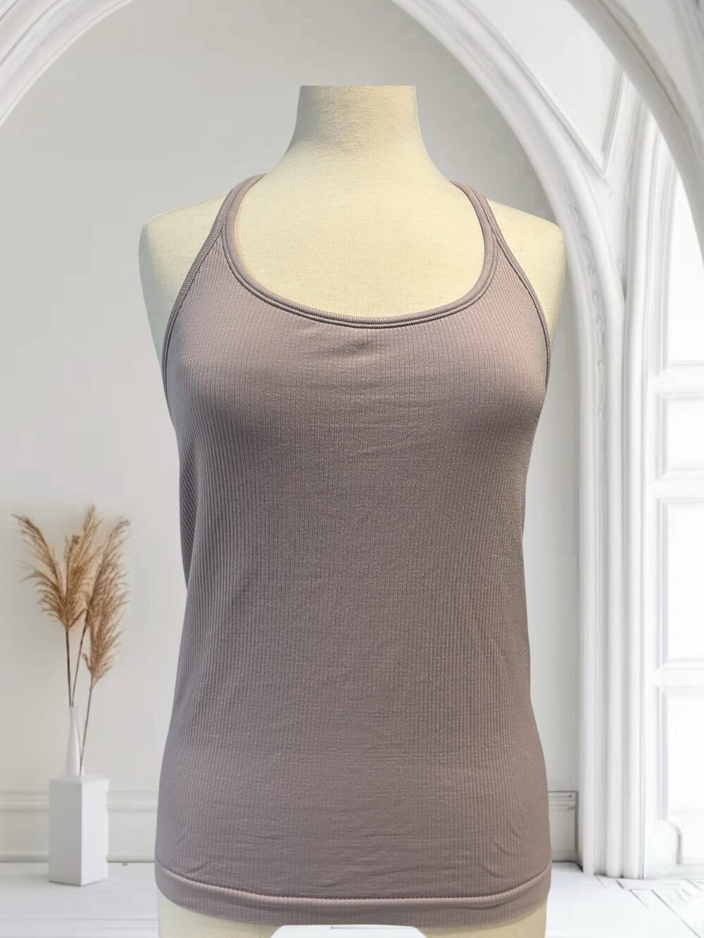 Athleta Ribbed Racerback Tank Built-In Bra Size Large